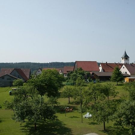 Landgasthof Loewen Neubulach ภายนอก รูปภาพ