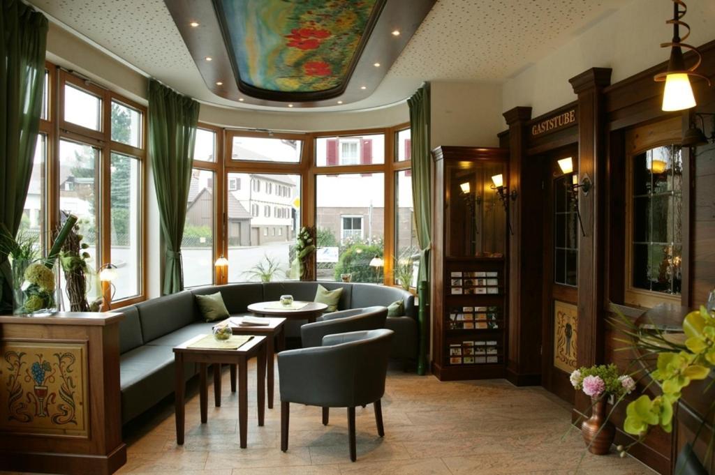 Landgasthof Loewen Neubulach ภายนอก รูปภาพ